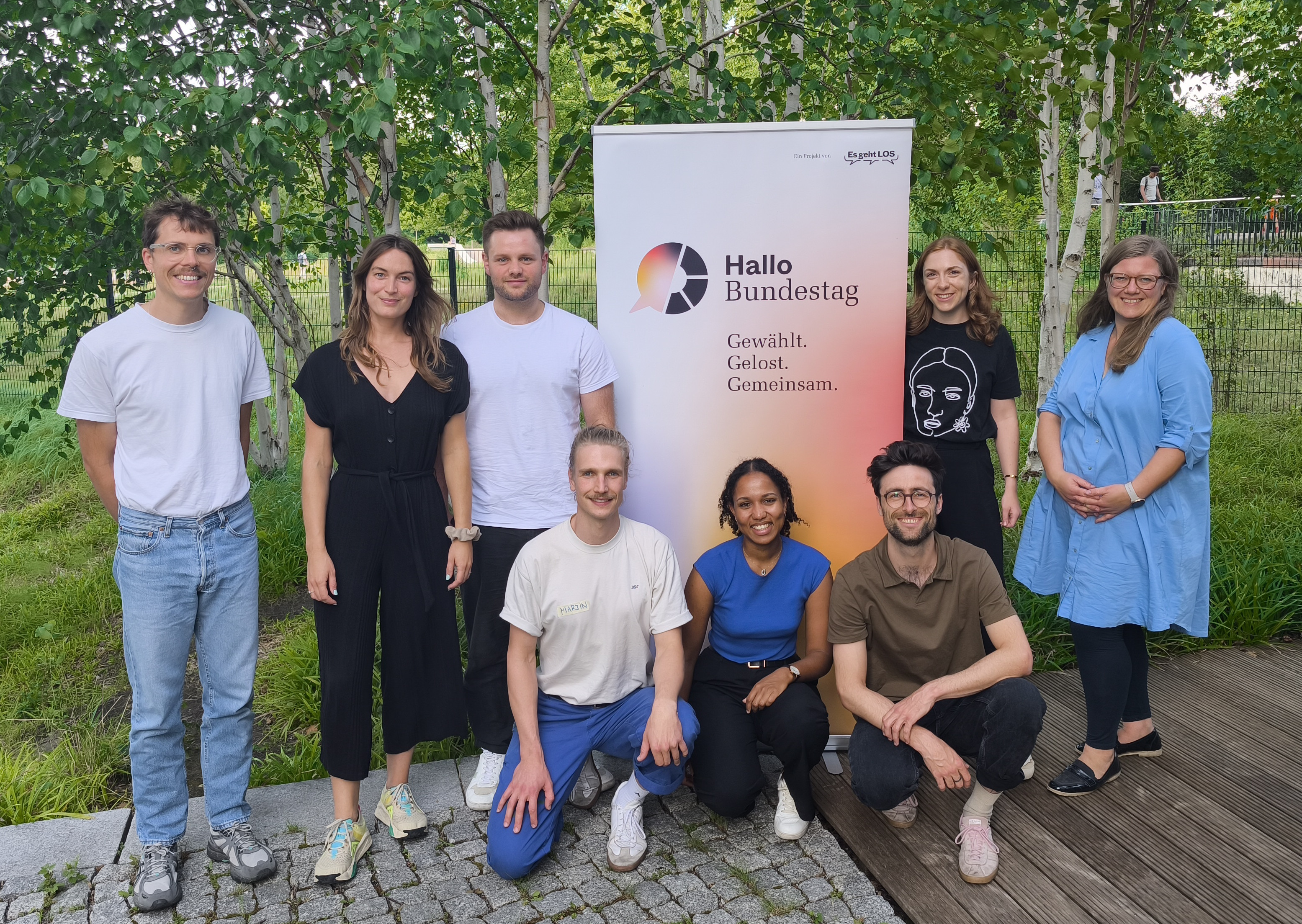 Hall Bundestag Teamfoto
