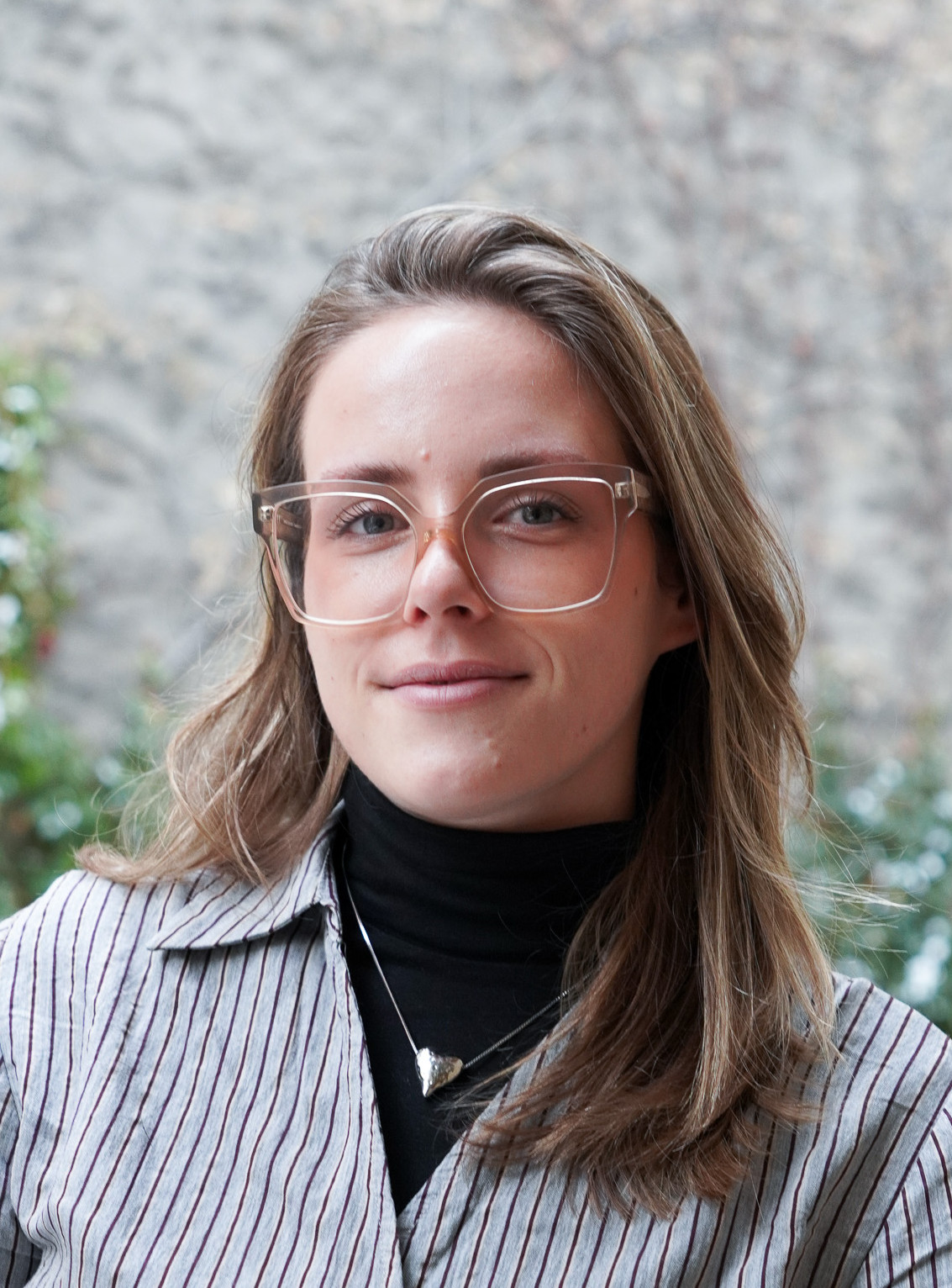 Portrait-Foto Vanessa Beyer.