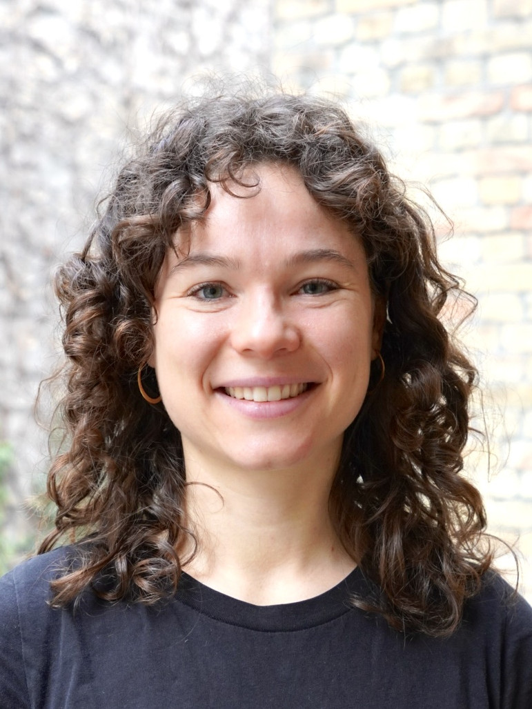 Portrait-Foto Dr. Linus Strothmann.